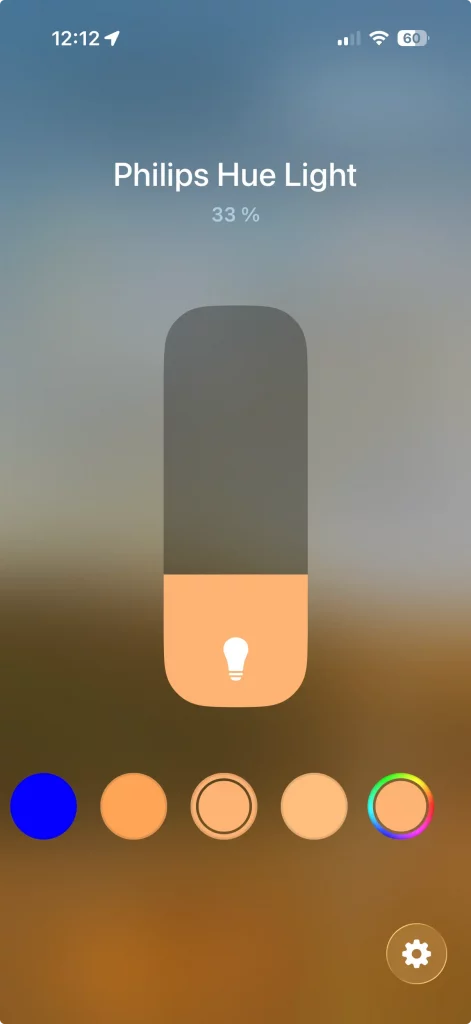 L'ajout de l'ampoule Hue Essentiels se fait directement dans Apple Maison, sans Hue Bridge !