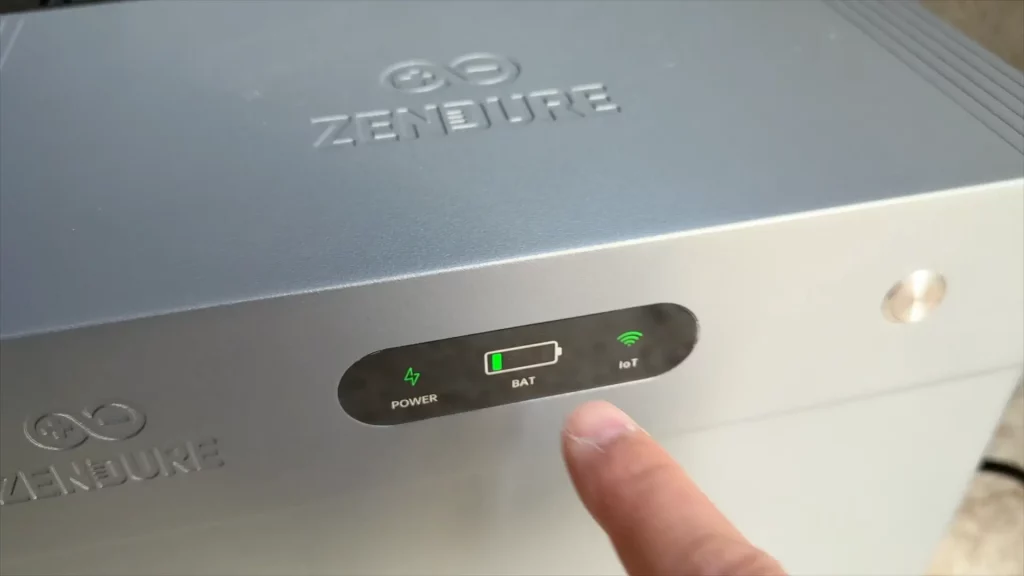 La SolarFlow 2400 Pro est bien en service