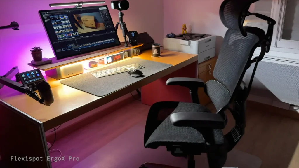 Une bonne chaise s'avère nécessaire pour passer des heures devant son bureau